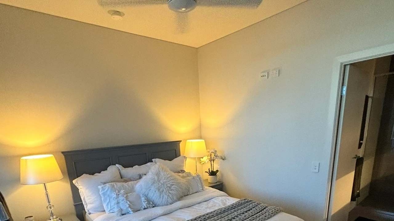 Furnished room with ensuite in a flatshare