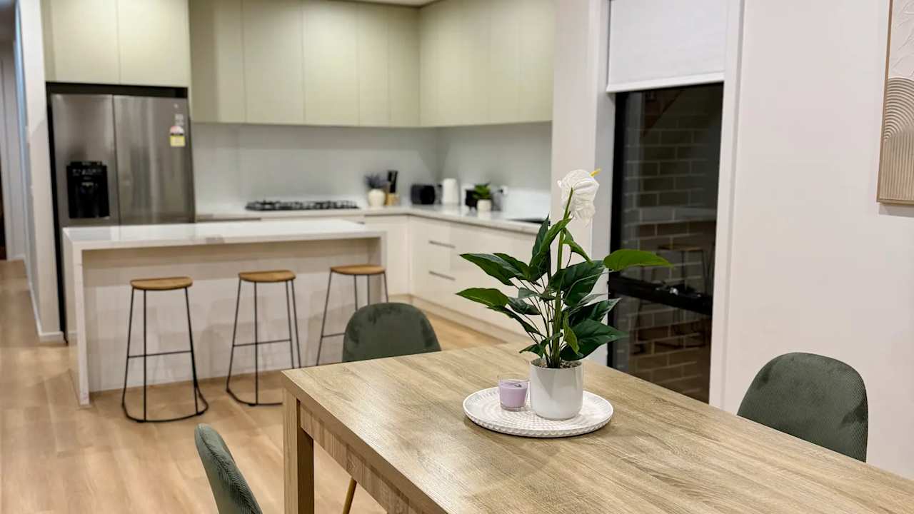 Furnished room in a share house