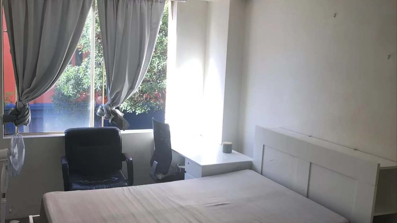 Whole property with 3 rooms for rent