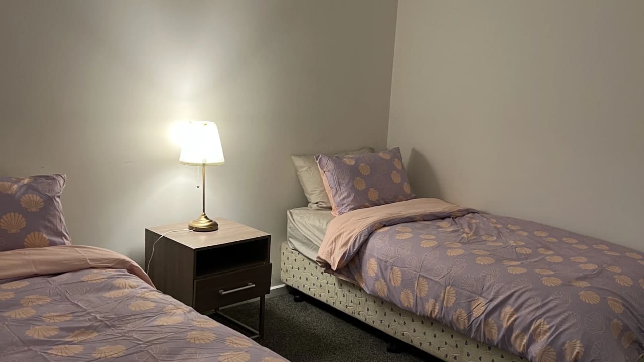 Furnished room in a flatshare