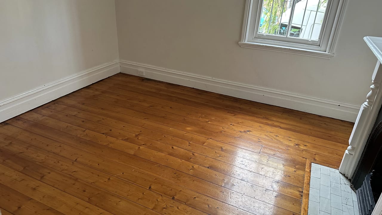 Unfurnished room in a share house