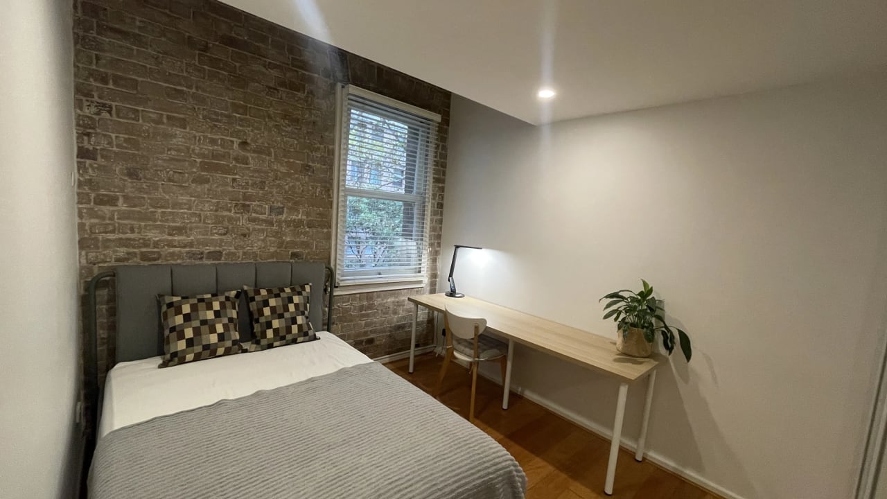 Furnished room with own bathroom