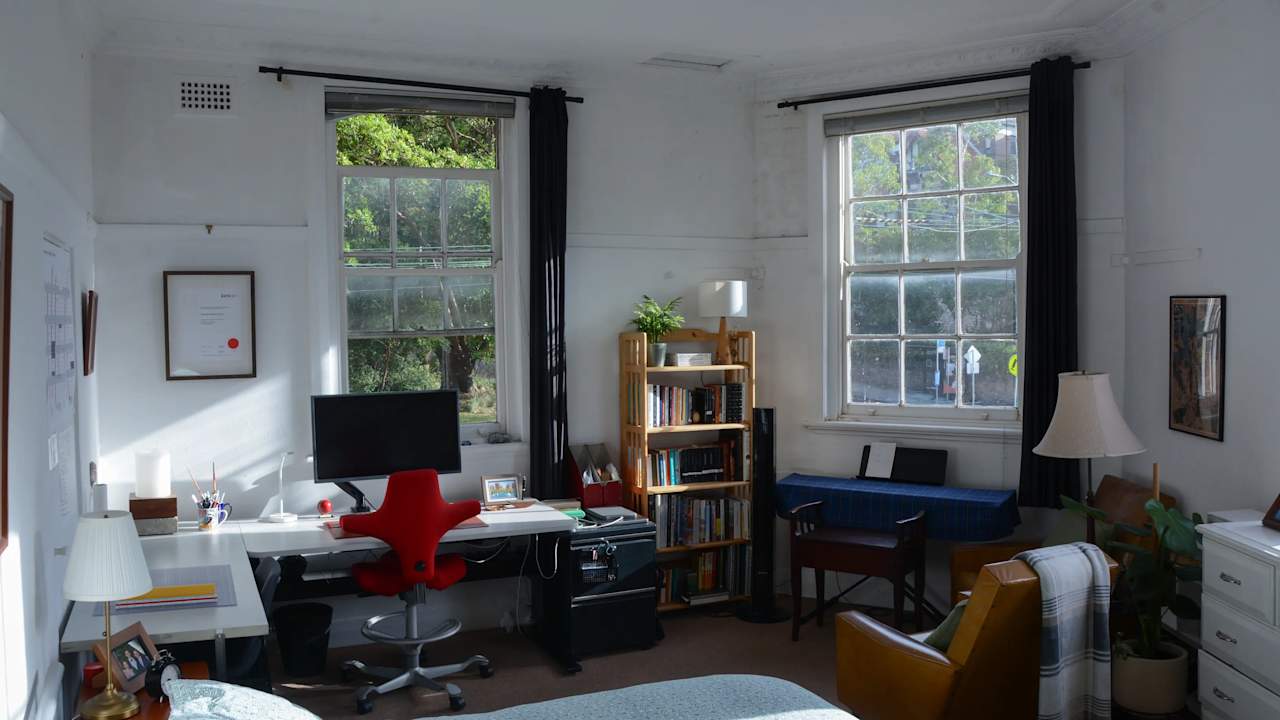 Furnished room in a flatshare