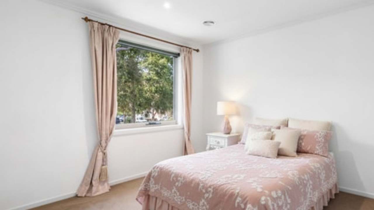 Furnished room in a share house