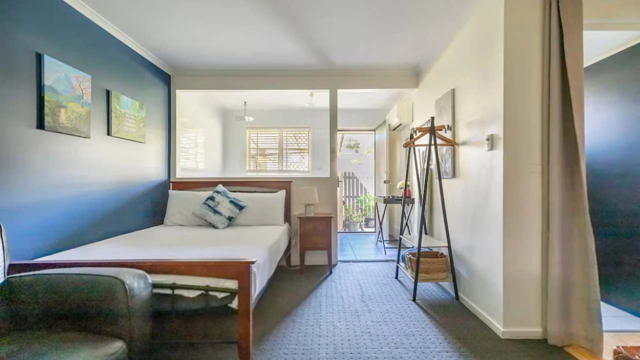 Furnished room with ensuite in a share house