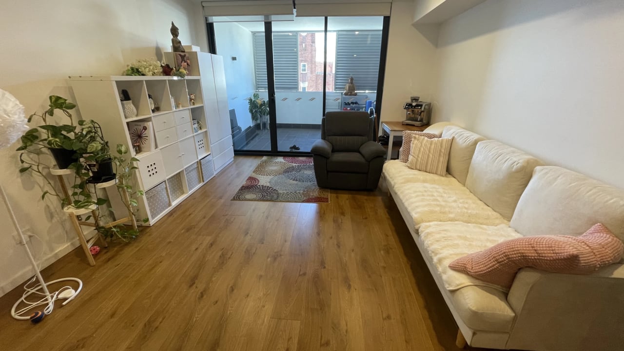 Furnished room in a flatshare