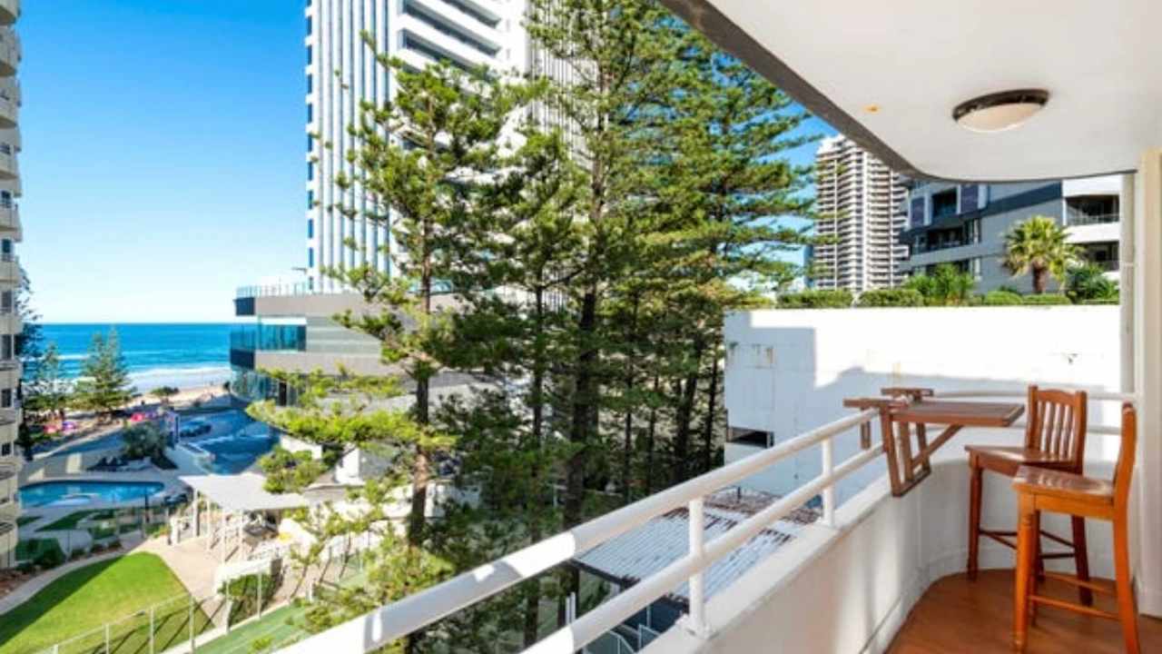Whole property with 2 rooms for rent