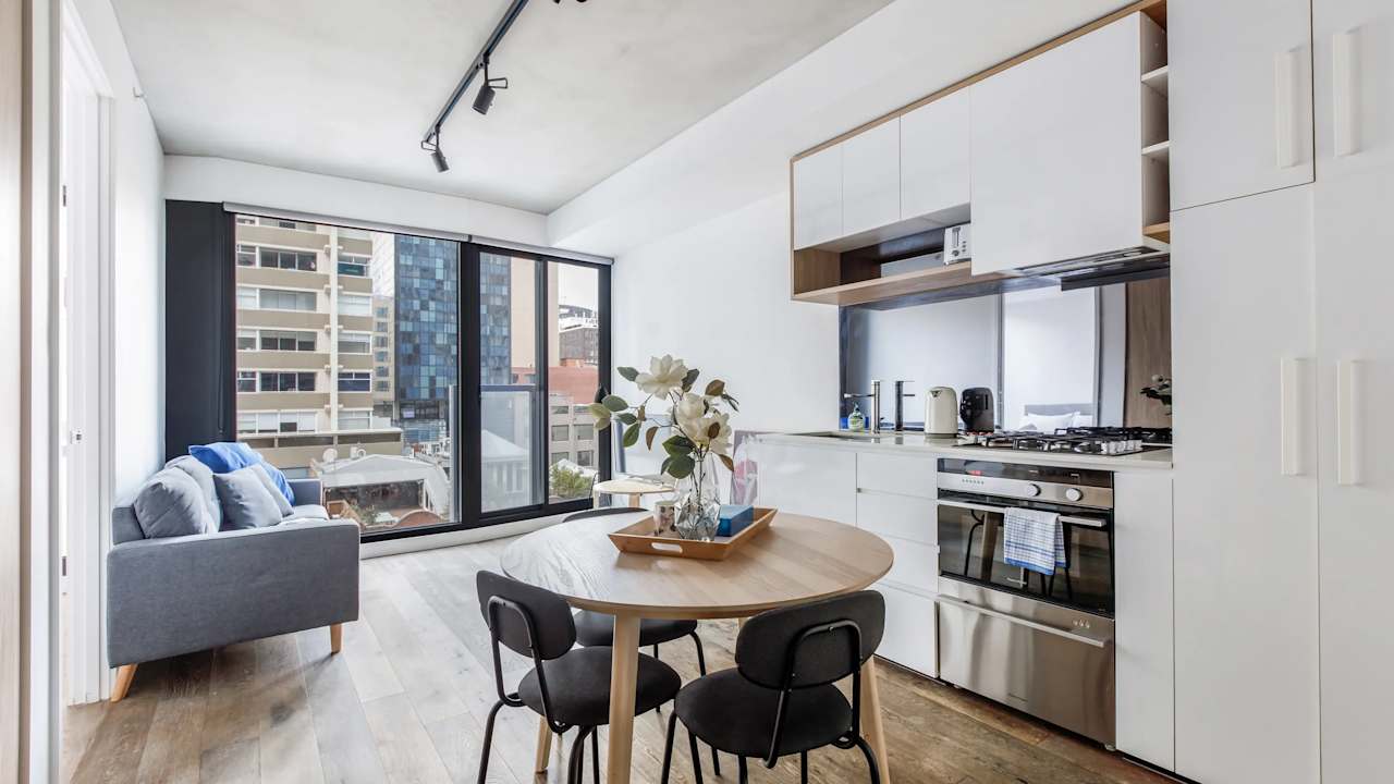 Furnished room in a flatshare