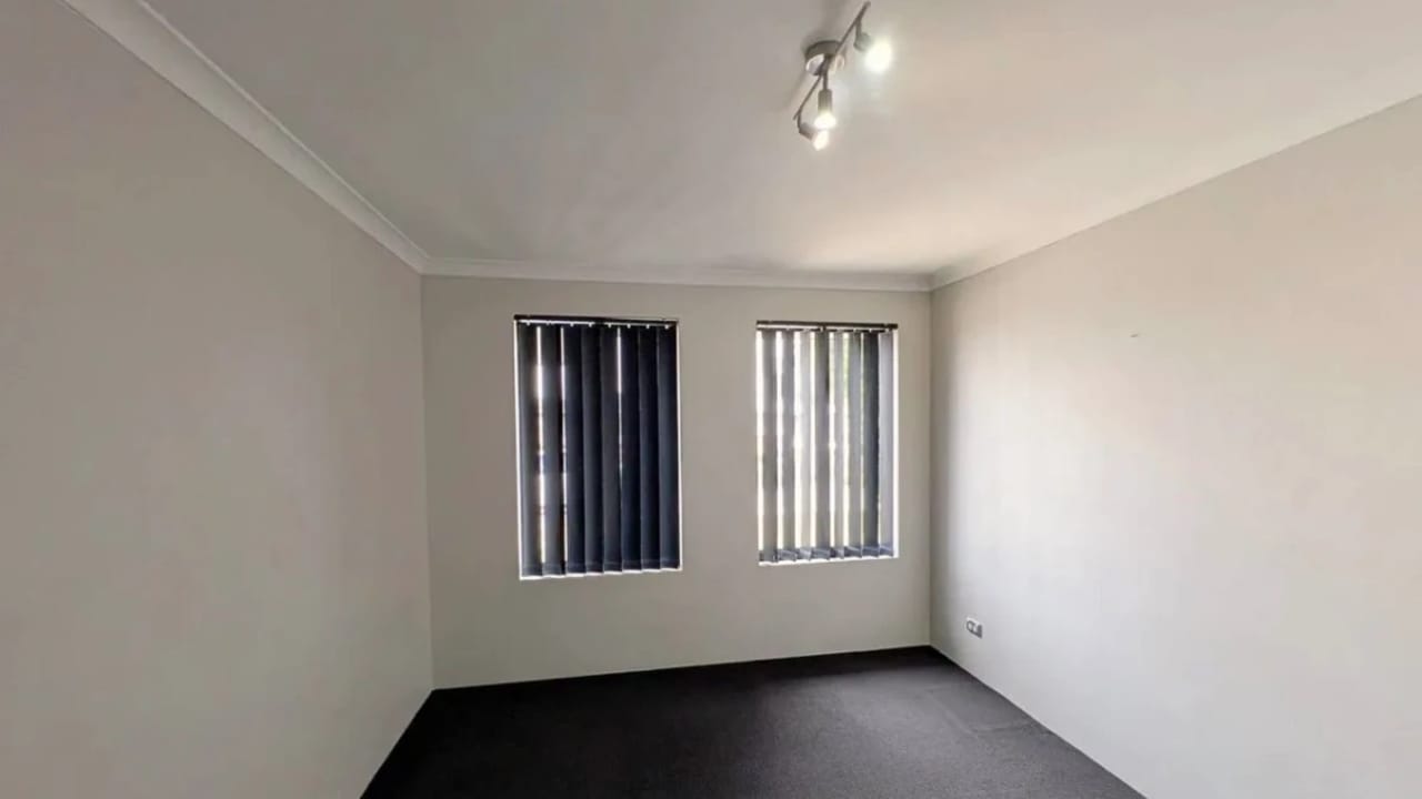 Unfurnished room in a share house