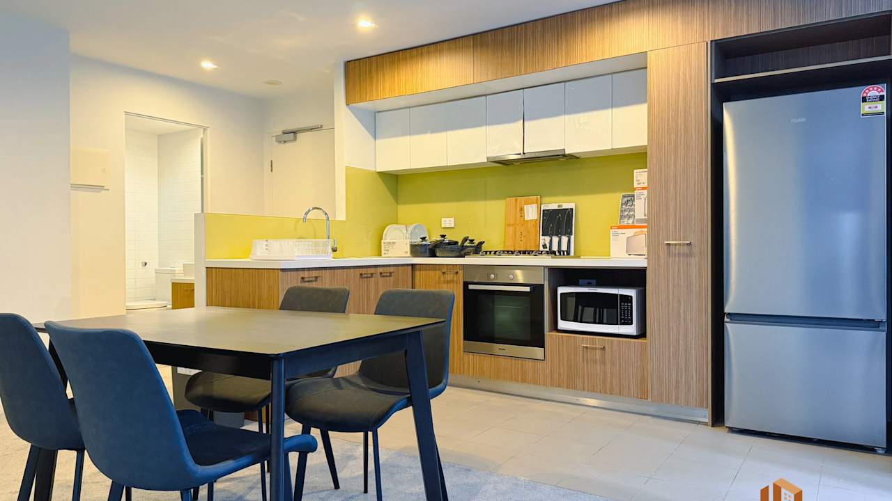Furnished room in a flatshare