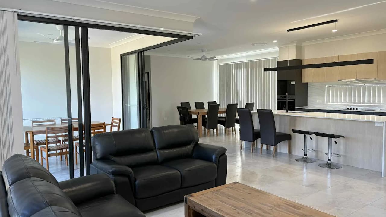 Furnished room in a share house