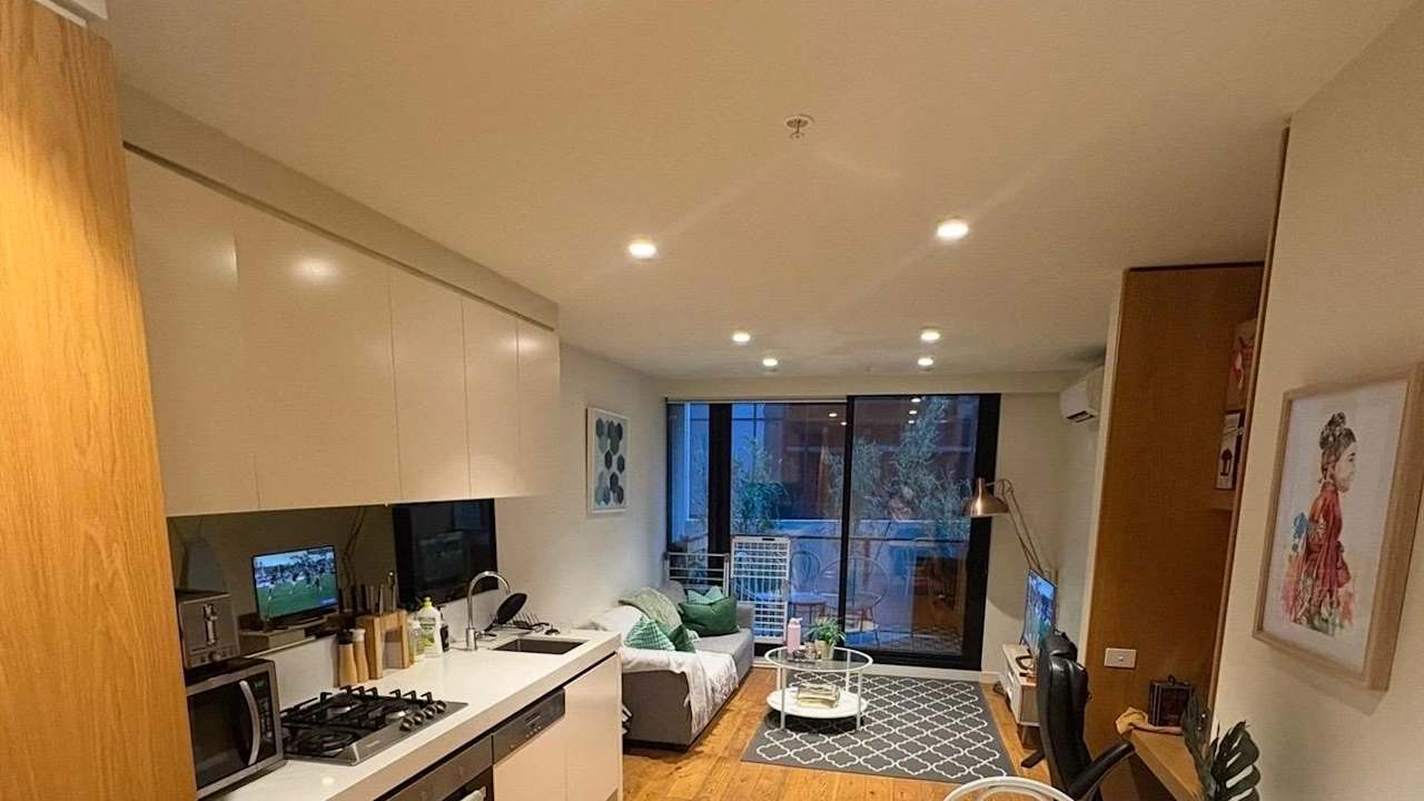 Furnished room with own bathroom
