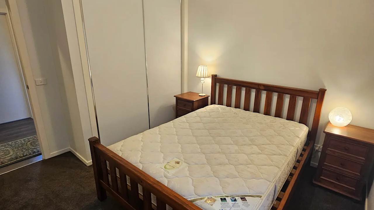 Furnished room with own bathroom