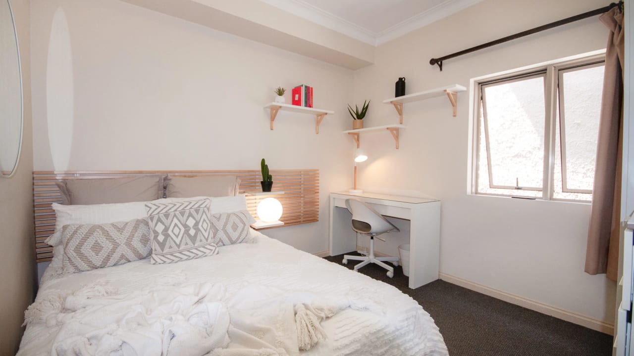 Furnished room in a share house