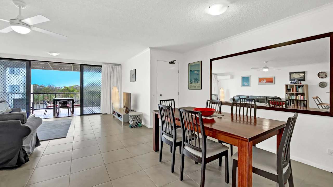 Furnished room with ensuite in a flatshare