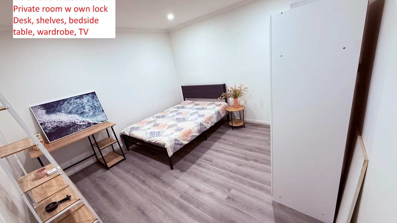 Furnished room in a share house