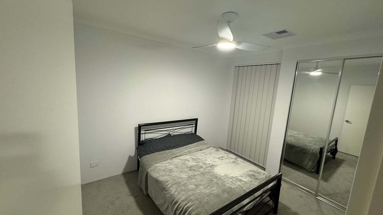 Unfurnished room in a share house