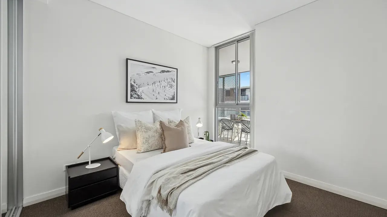 Whole property with 2 rooms for rent
