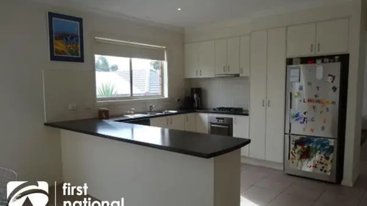 Room in a share house