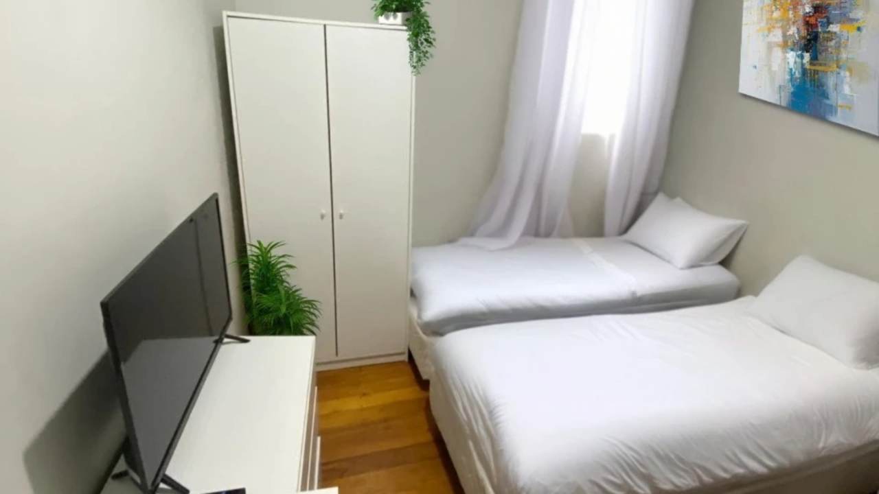 Furnished room in a share house