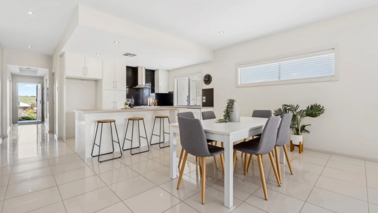 Unfurnished room with own bathroom