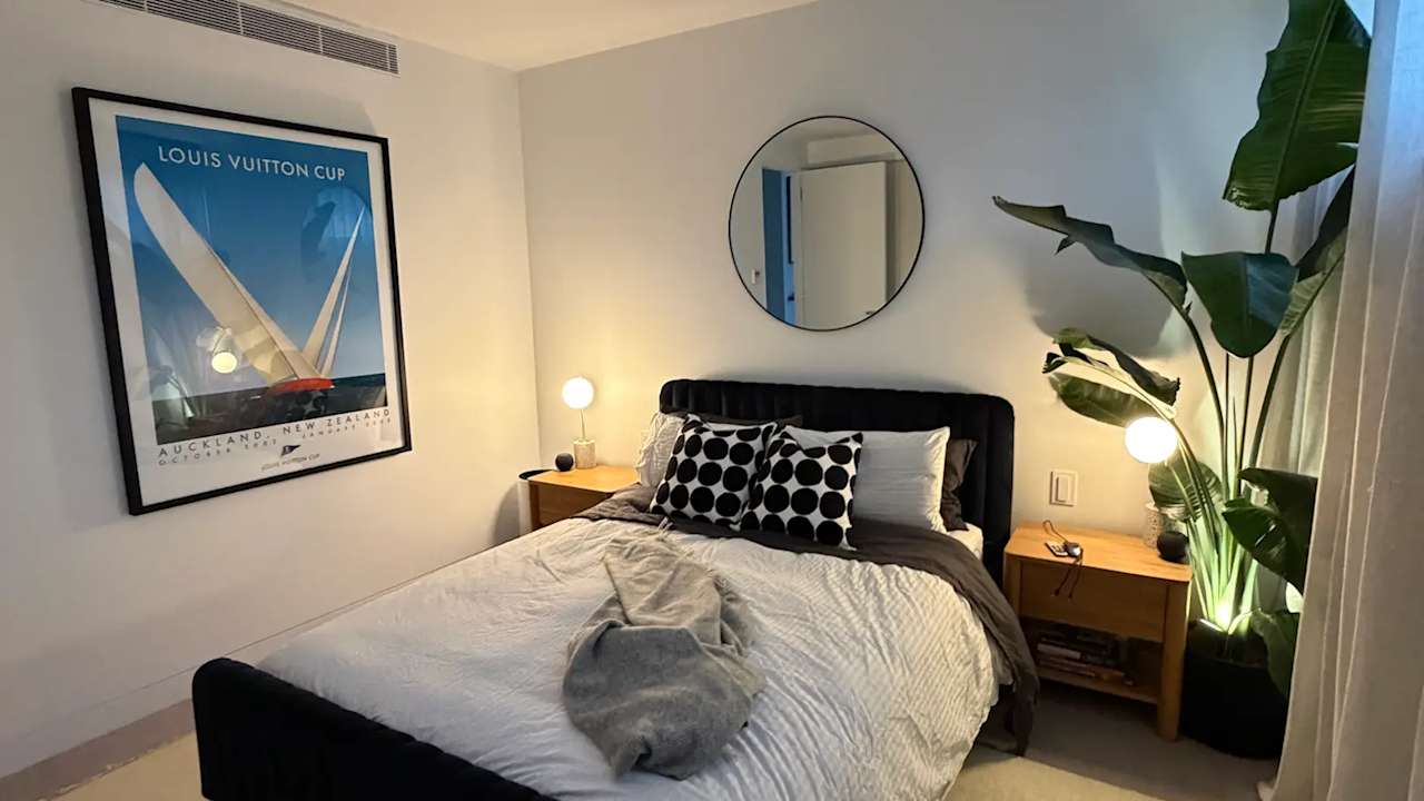 Furnished room with own bathroom