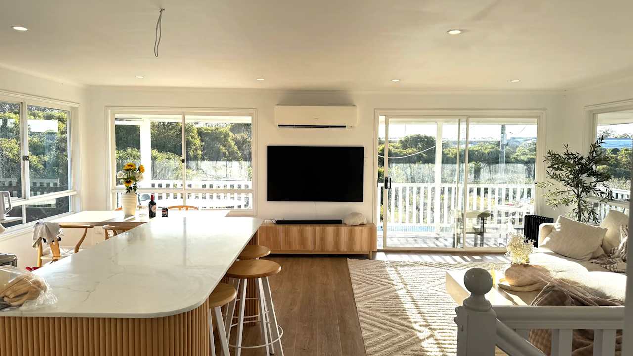 Room in a share house