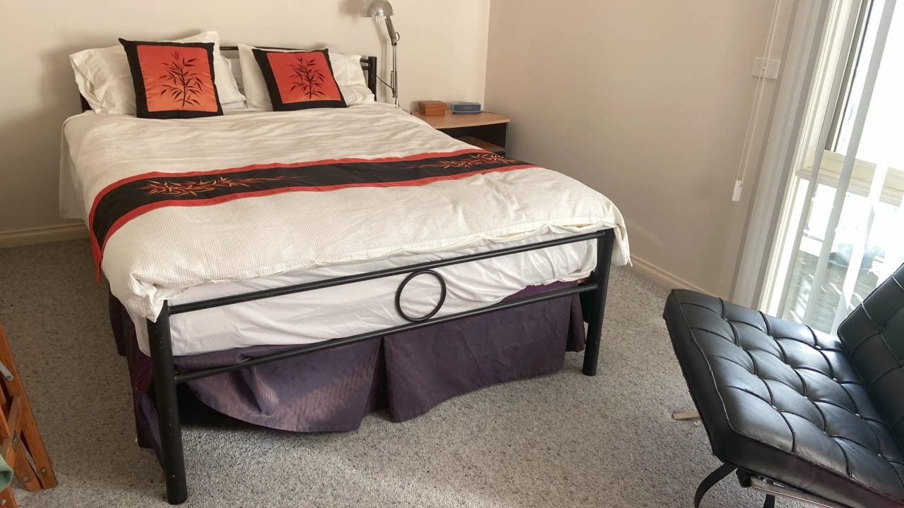 Furnished room with own bathroom