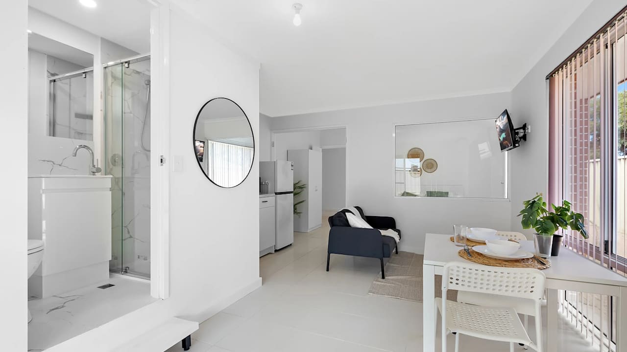Furnished room with ensuite in a share house