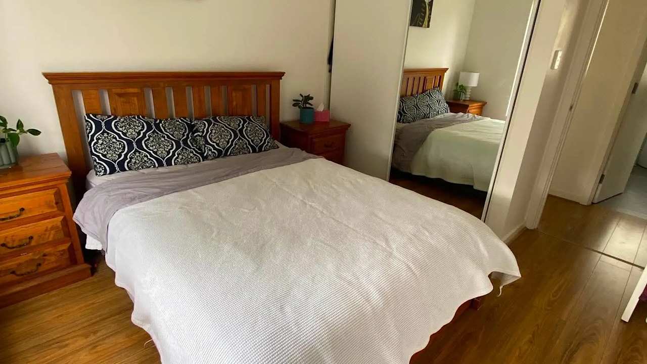 Unfurnished room in a share house