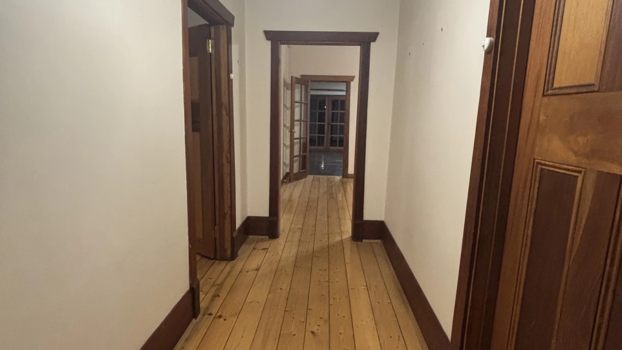 Unfurnished room in a share house