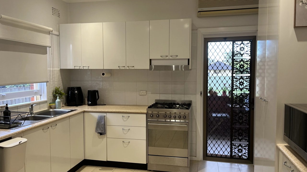 Furnished room in a share house