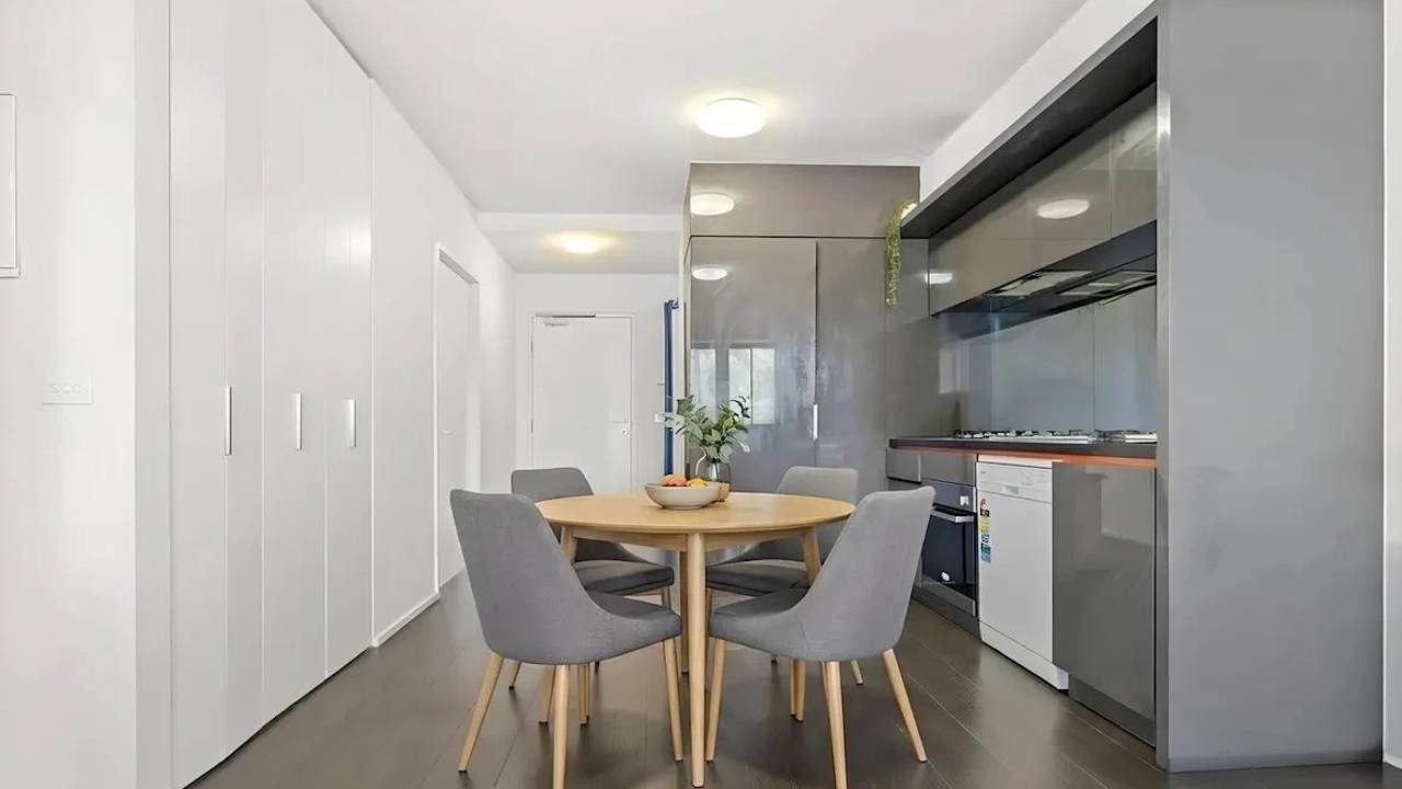Furnished room with own bathroom