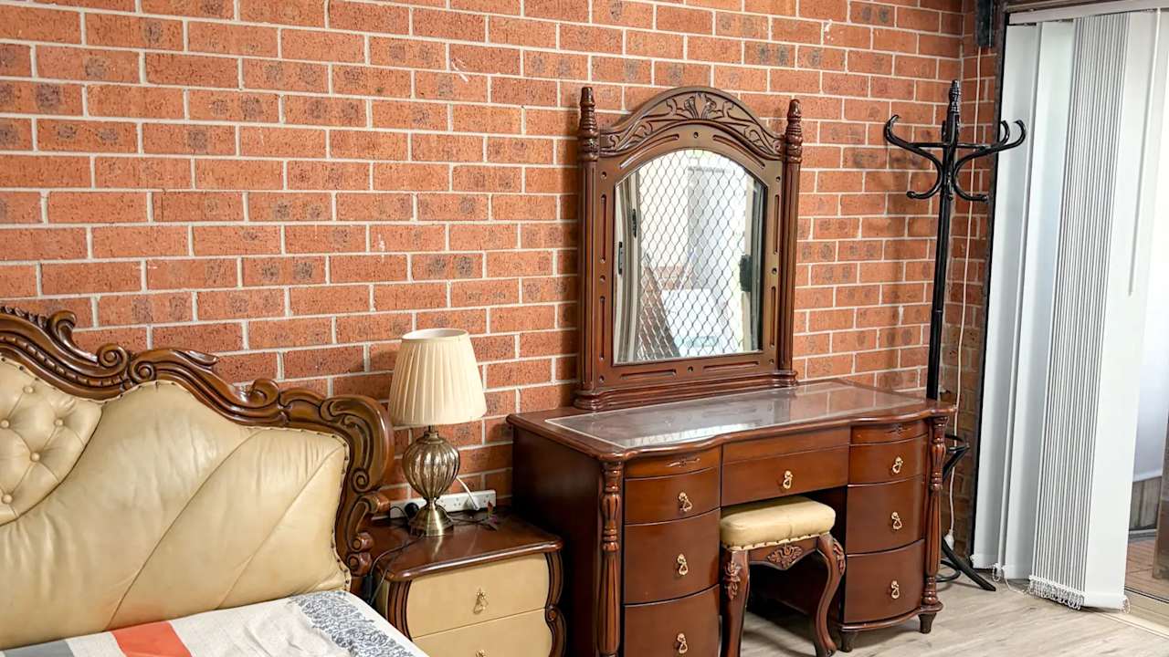 Furnished room studio flat for rent