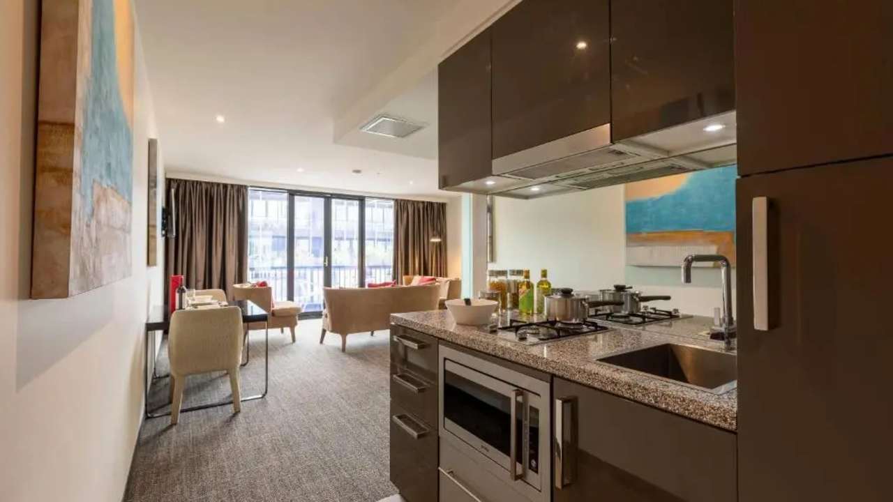 Whole property with 2 rooms for rent