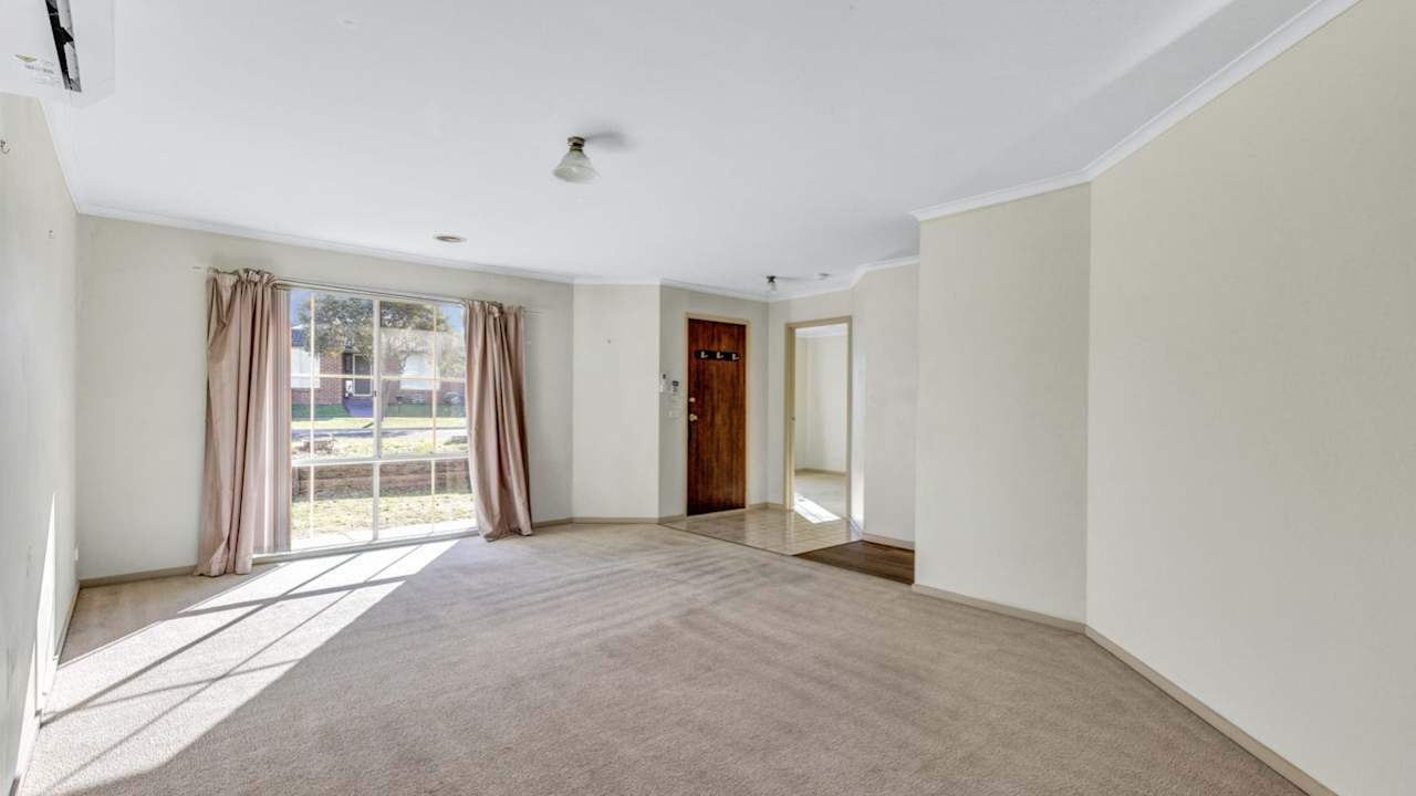 Whole property with 3 rooms for rent