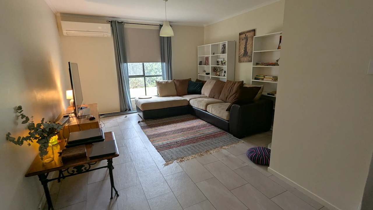 Unfurnished room with own bathroom