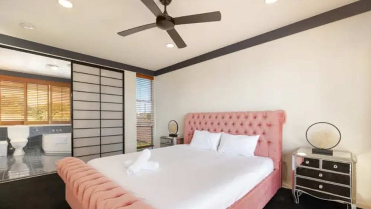 Unfurnished room in a share house