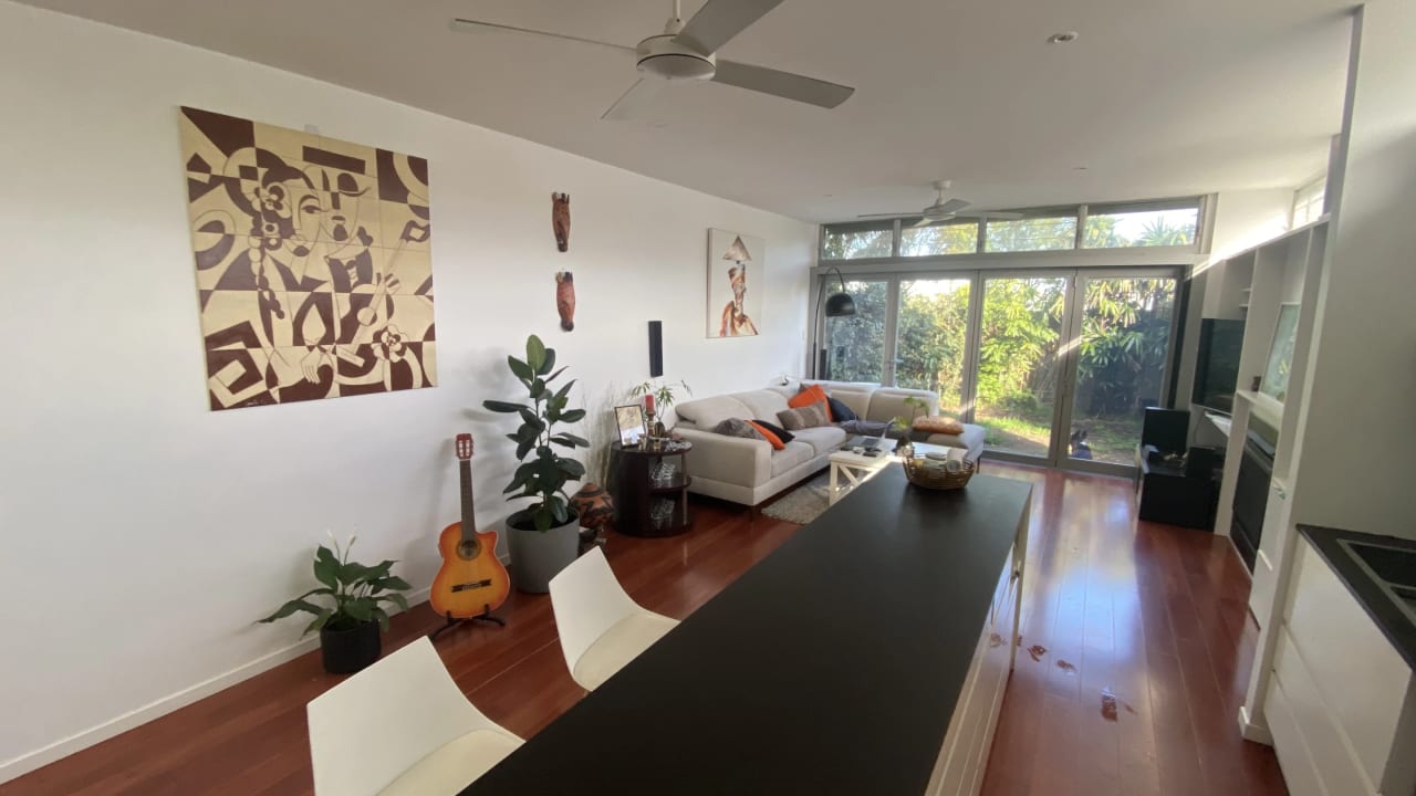 Furnished room in a share house