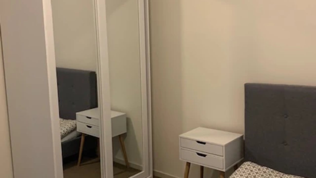 Furnished room in a share house