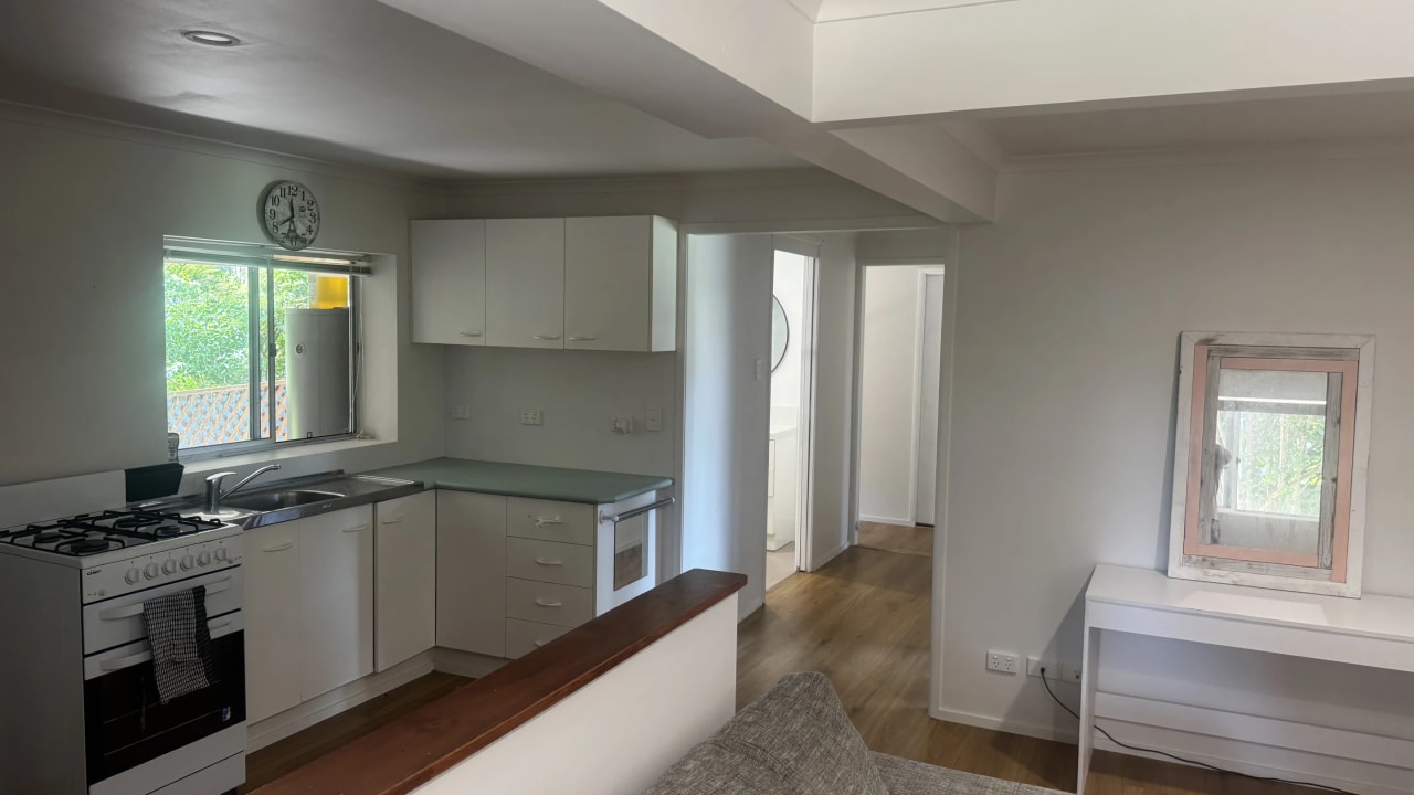 Whole property with 2 rooms for rent
