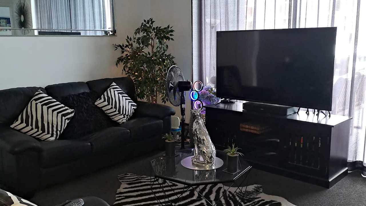 Furnished room with own bathroom