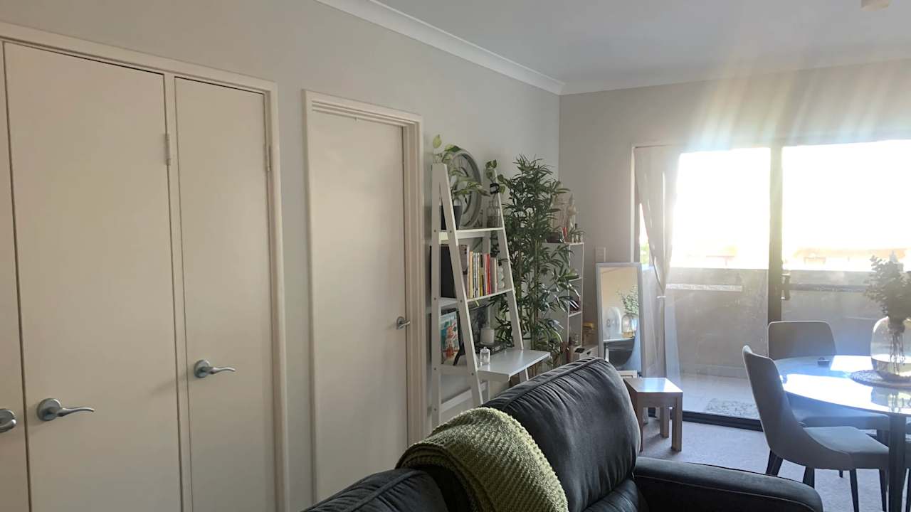 Furnished room in a flatshare