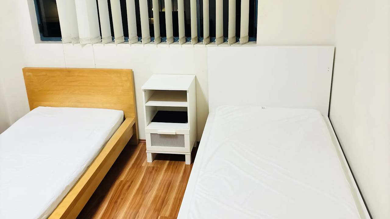 Furnished room in a flatshare