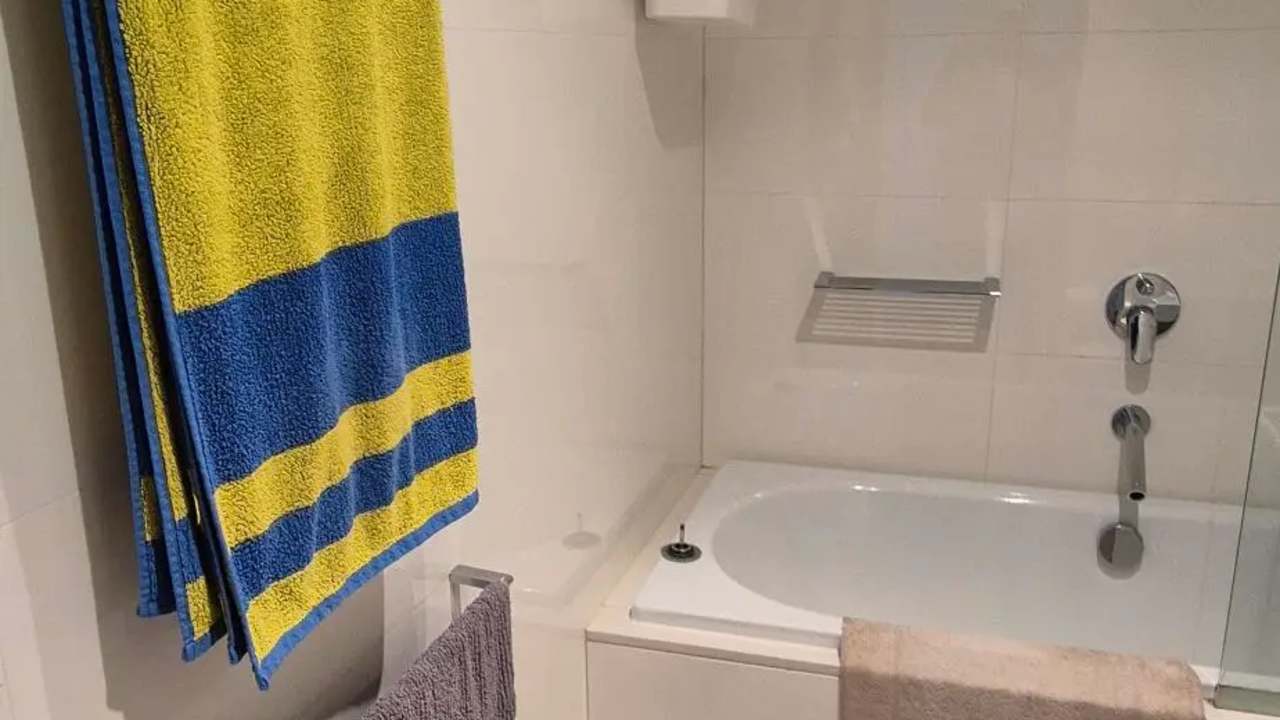 Furnished room with own bathroom