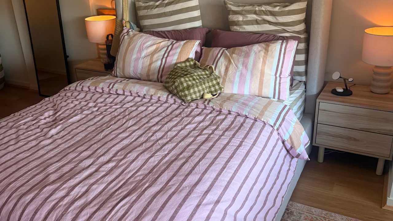Whole property with 1 room for rent