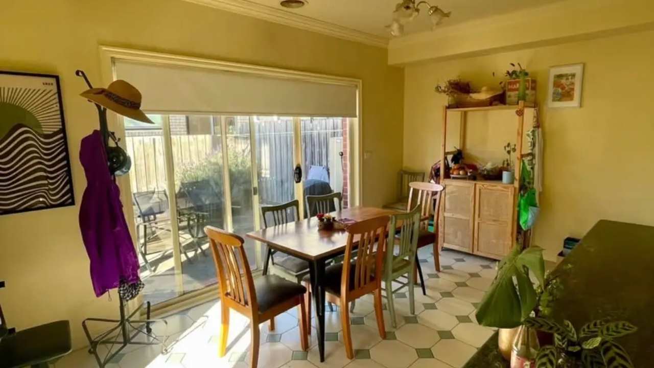 Unfurnished room in a share house