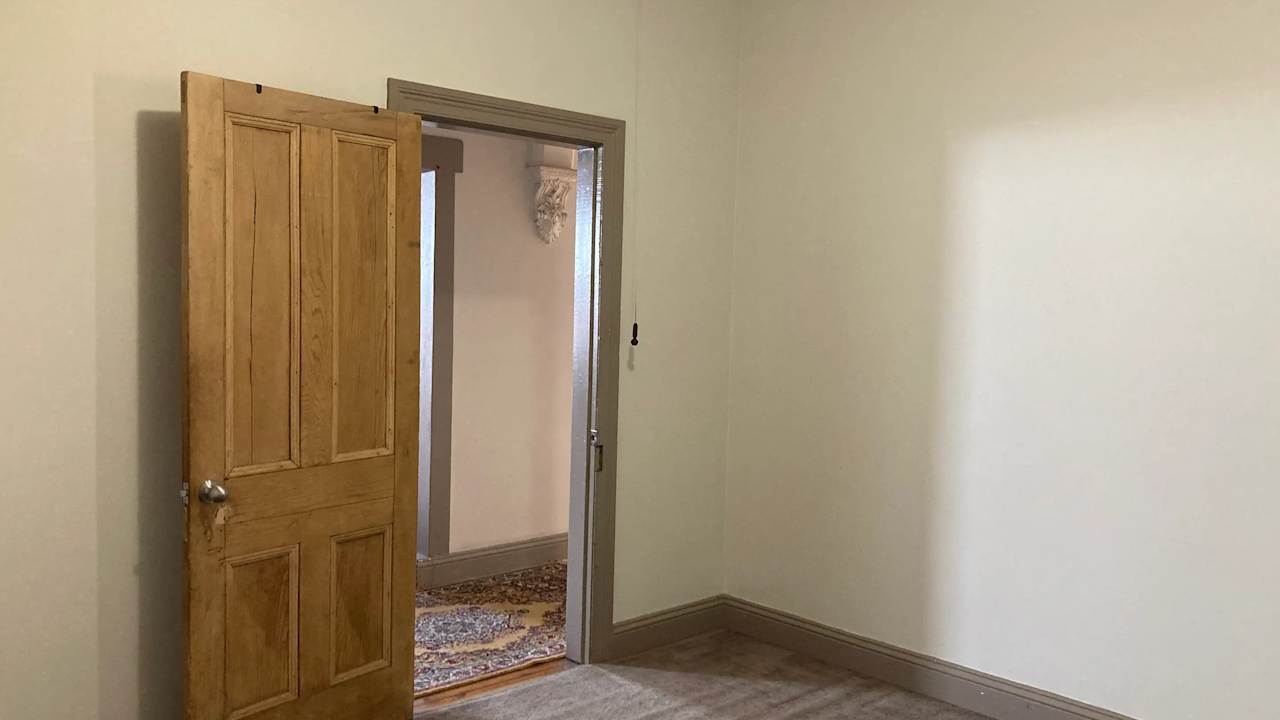 Unfurnished room in a share house