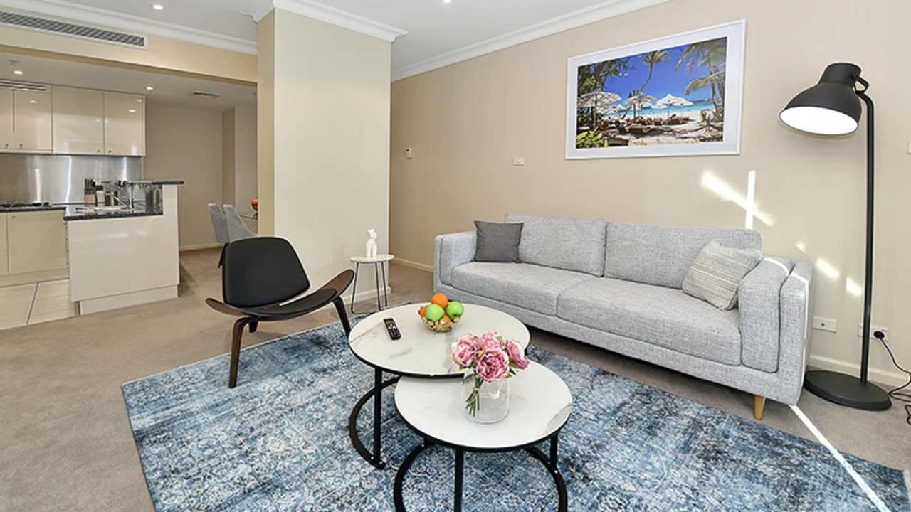 Whole property with 2 rooms for rent