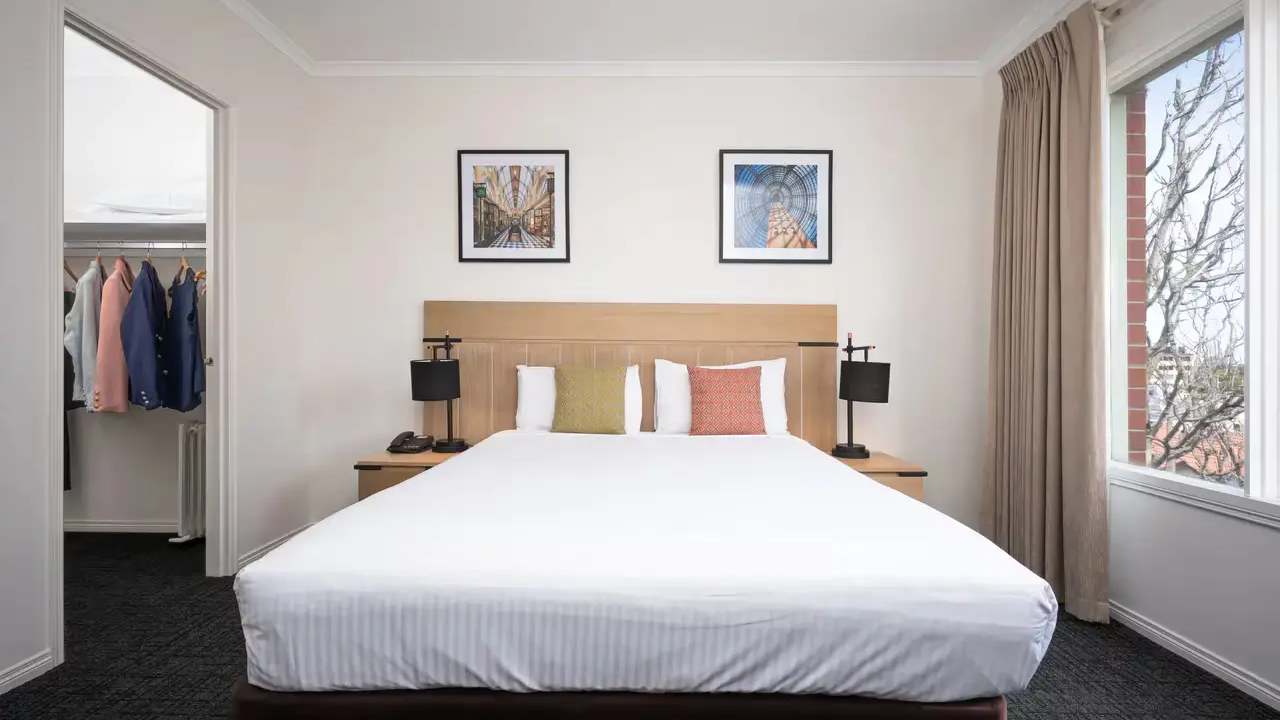 Whole property with 3 rooms for rent